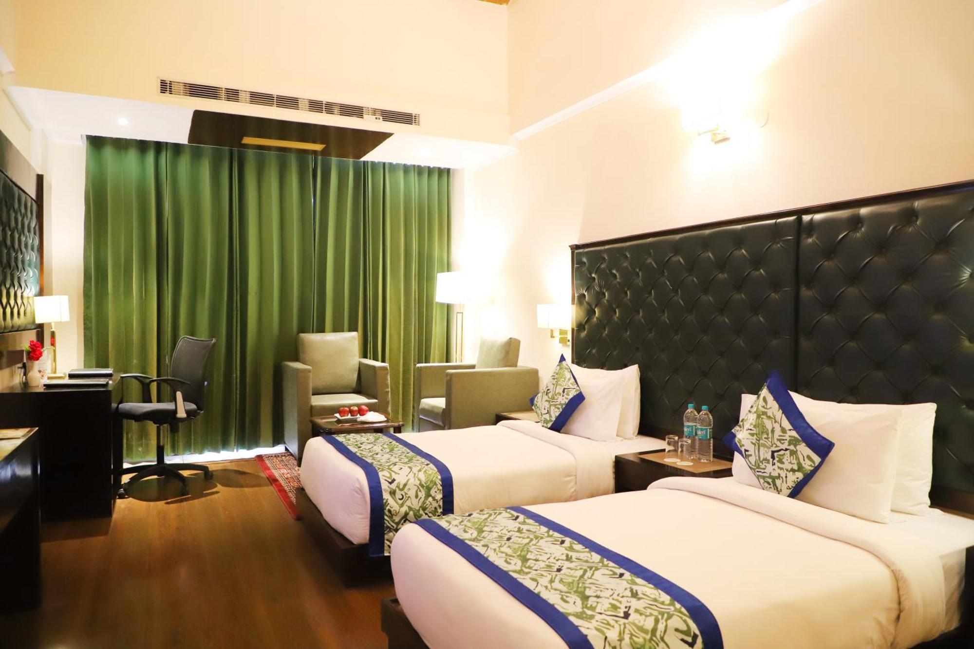 Deventure Shimla Hills Hotel Kandaghat Luaran gambar