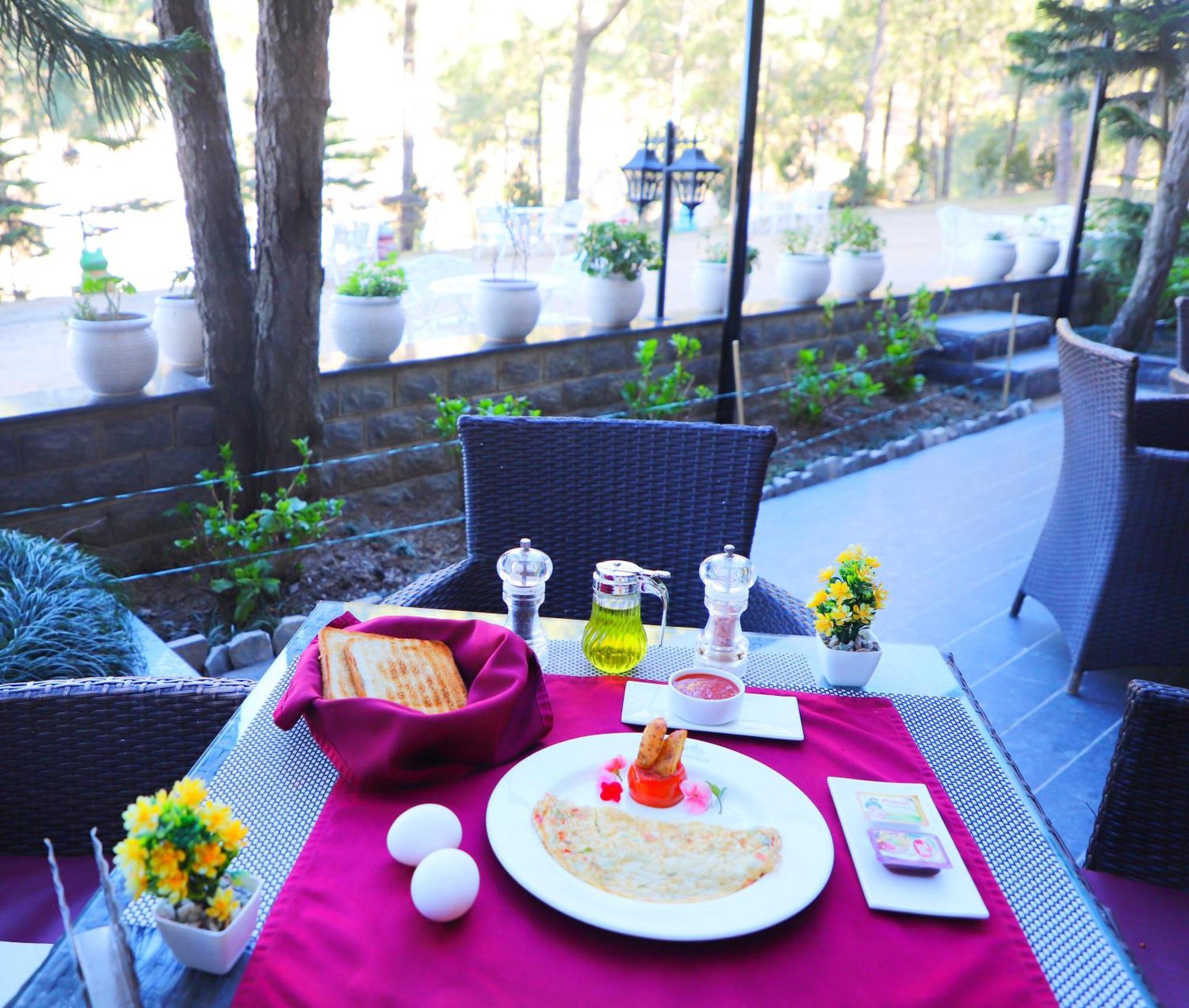 Deventure Shimla Hills Hotel Kandaghat Luaran gambar