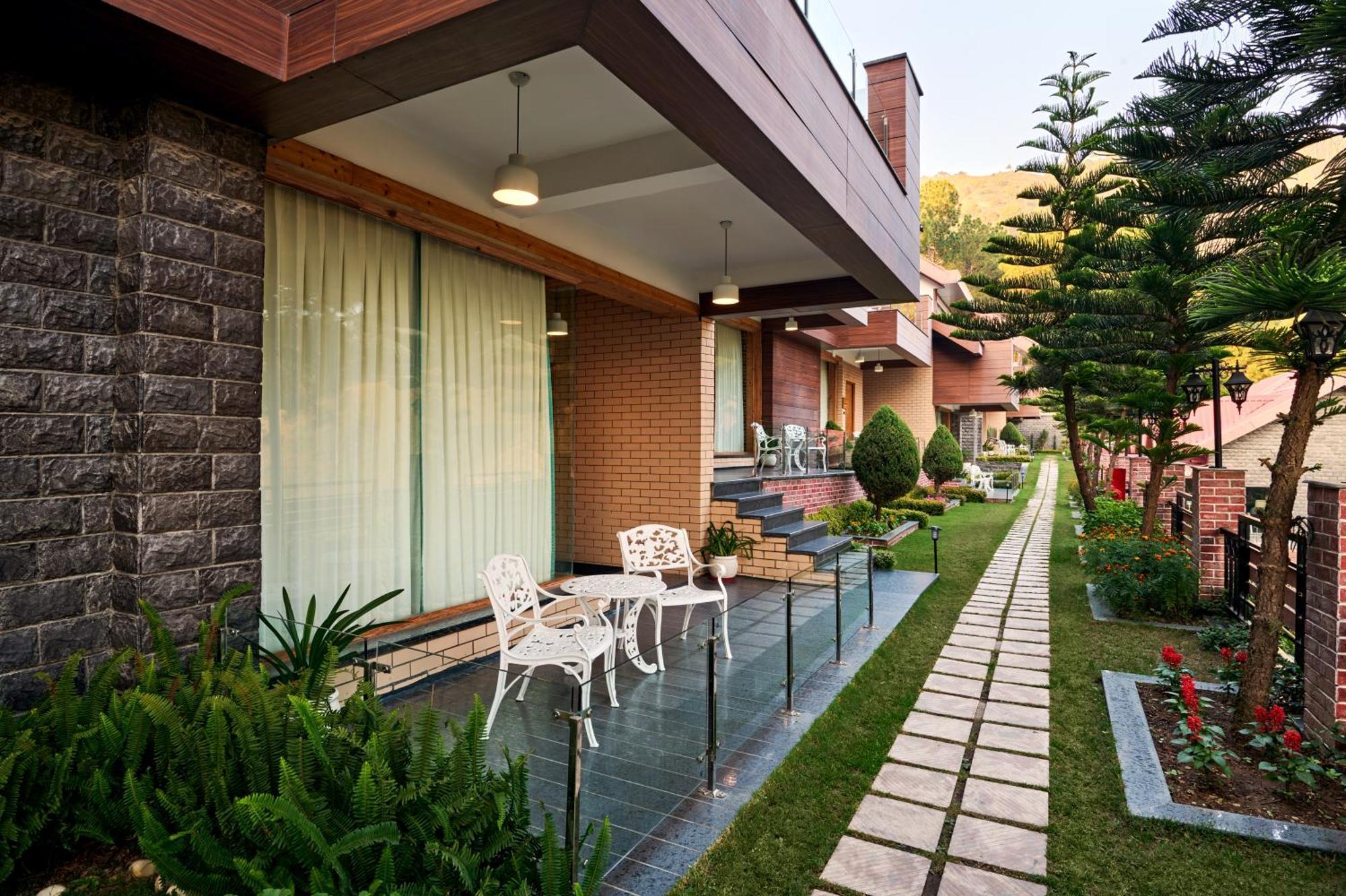 Deventure Shimla Hills Hotel Kandaghat Luaran gambar